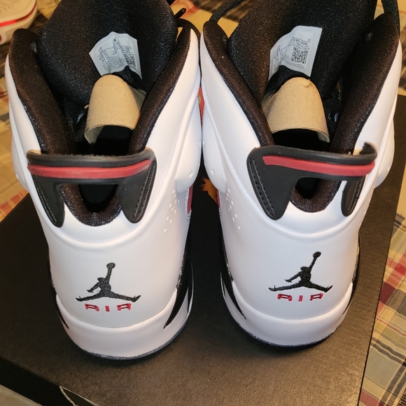 Jordan's 6-17-23 Men's size 11 - Picture 4 of 6
